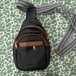 Bostanten women’s Leather Chest Crossbody Bag With Strap