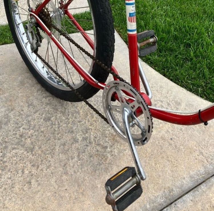 Vintage Klunker , Cranks, Chain Ring With Chaingaurd Sprocket Attachment , Fits Many Bikes And Cruises, Cranks Only Available, Located In LaHabra Ca