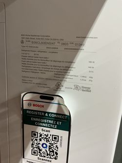 BOSCH 800 Series 21 cu. ft. 4-Door French Door Recessed Handle Refrigerator
