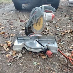 Ridgid 10" 15A Corded Dual Bevel Miter Saw