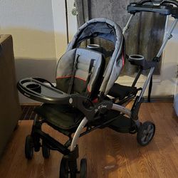 BABY TREND SIT AND STAND STROLLER