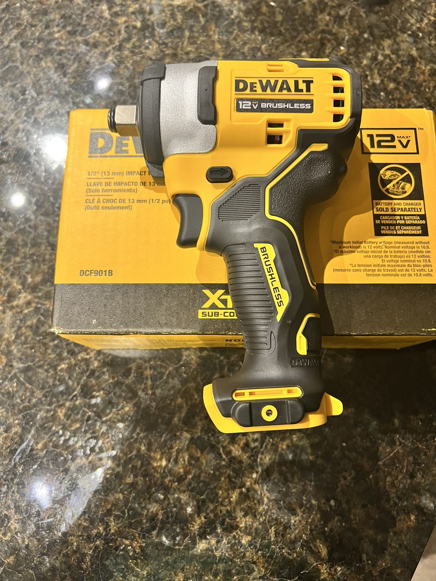 DeWalt XTREME 12v 1/2in Impact Wrench