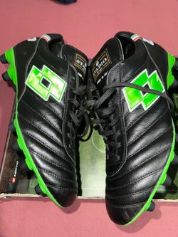 Lotto Stadio size 8 y 9 $100 each