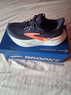 Brooks Max