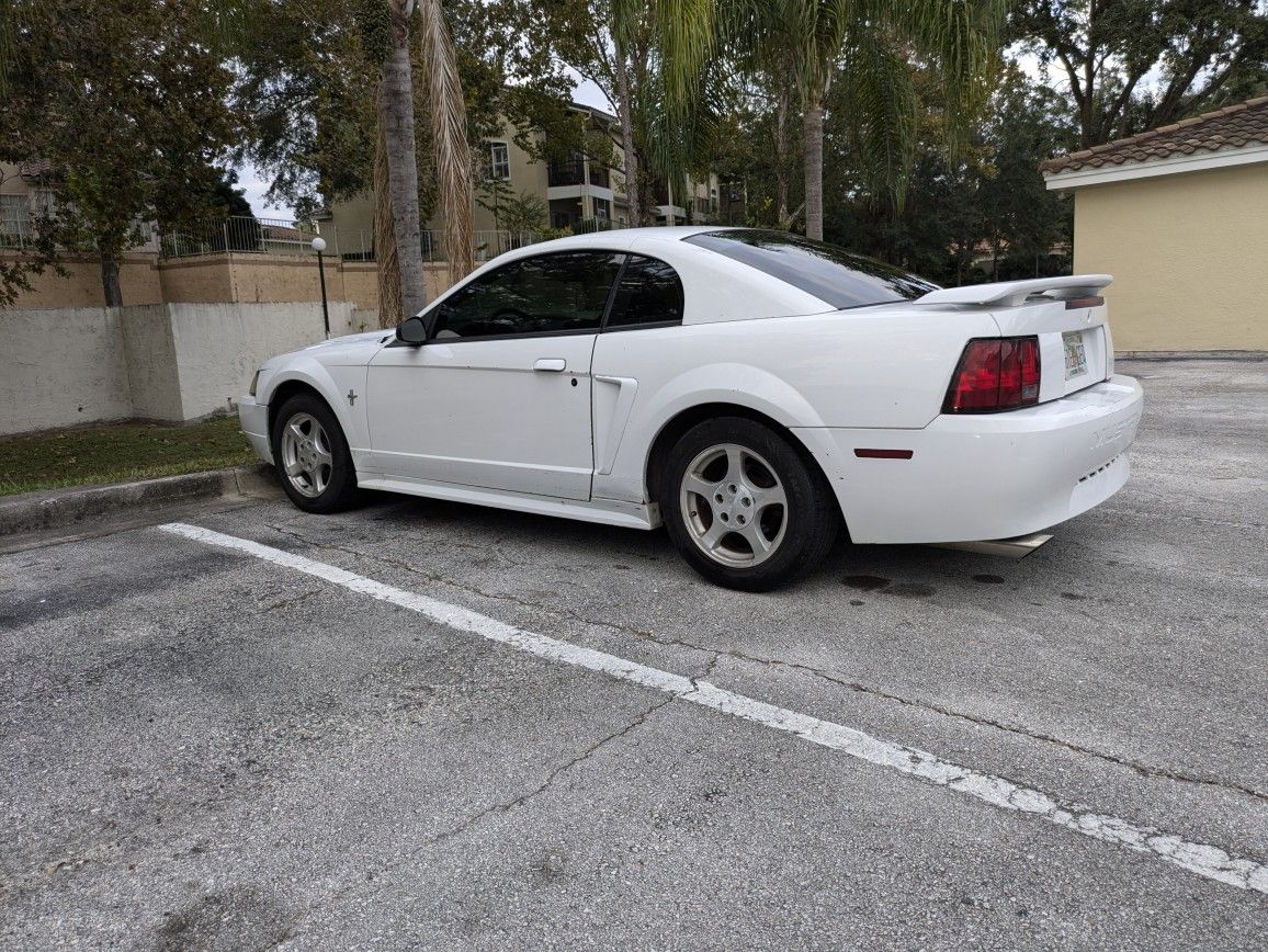 2002 Ford Mustang