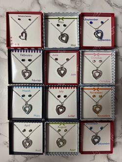 Holiday 2015 Earring and Necklace monthly sets
