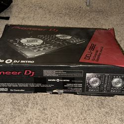 DJ TurnTables Pioneer Dj (DDJ-SB2)