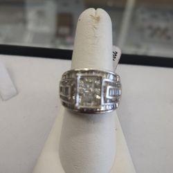 10k Diamond Ring 10.6 Grammy Size 8 Layaway Available 10% Down If You Interested Please Ask Maribel Thank You 
