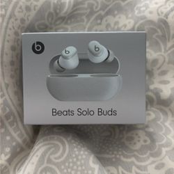 Beats Solo Buds