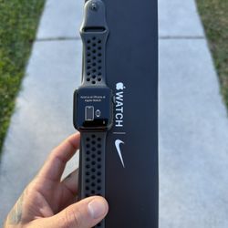 Apple Watch 6 Cellular Nike 44mm
