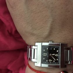 Beautiful authentic Gucci watch
