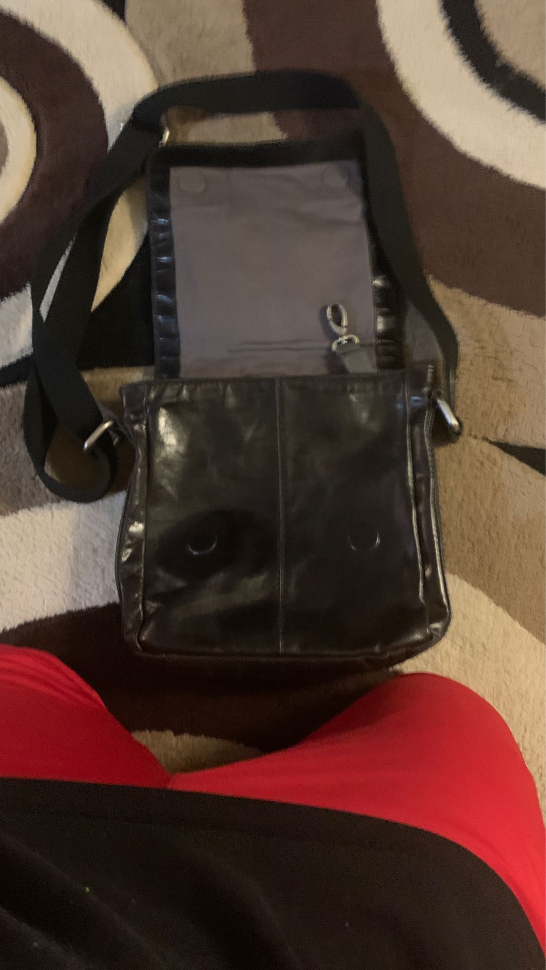 Men’s black leather Fossil bag