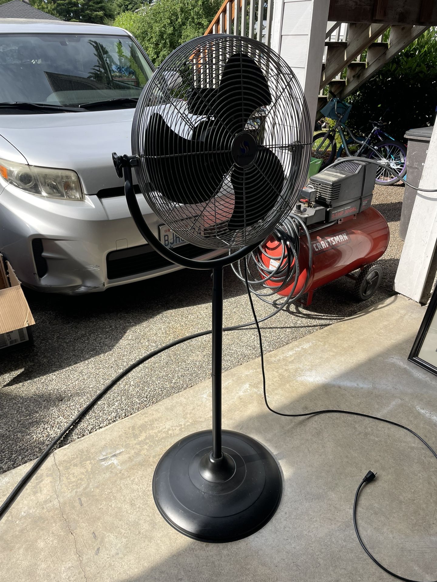 18” Pro Standard High Velocity Floor Fan
