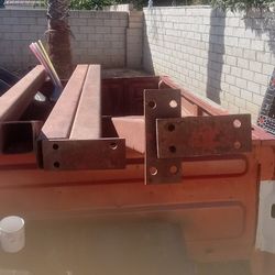 4"×4"×3/16×105" Square Tubing with Feet.