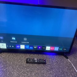 32in SAMSUNG SMART TV 1080 P  