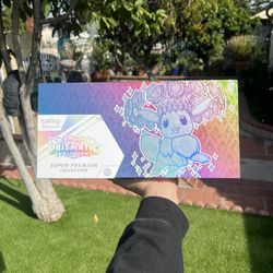 Pokemon: Prismatic Evolutions Super-Premium Collection