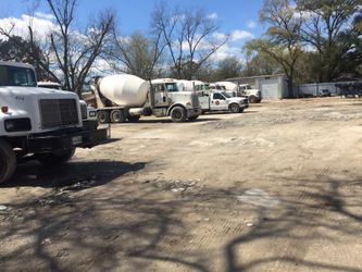 Rento parquideros de camiones trailas de trabajo para ARV