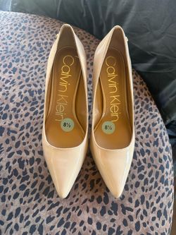 Kevin Klein  heels