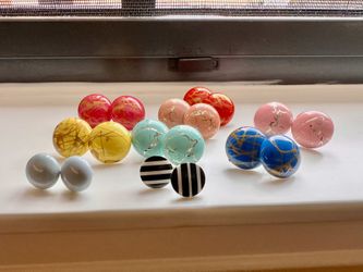 Vintage 70/80’s Retro Colorful Earrings Lot of 9 Round Earrings