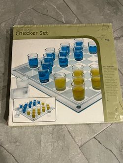 Shot Glass Checker Set New