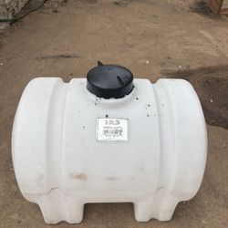 35 GAL HORIZONTAL LEG TANK