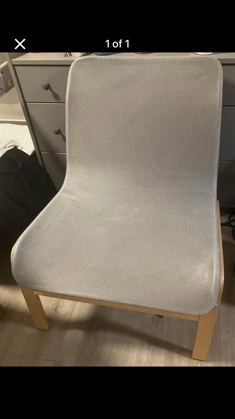 2 Chairs