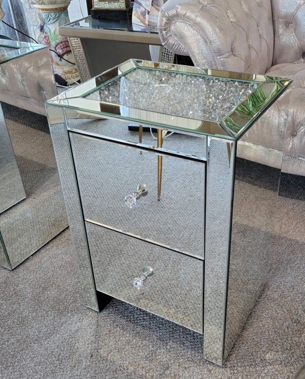 Mirrored Accent Table (Nightstand)