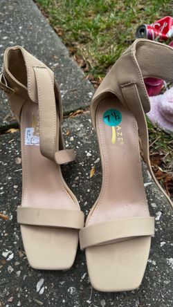 Glaze Nude Heels Size 7.5