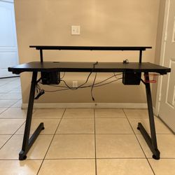 Desk and gaming chair