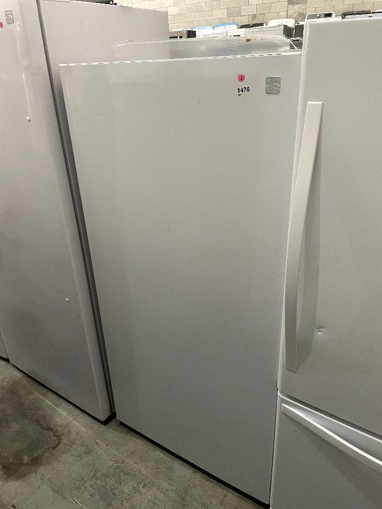 KENMORE 33” upright freezer white 15.3 cubic feet $500