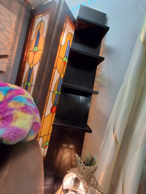 4 Tier Bookshelf/display/ Floating Shelf