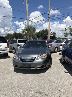 2013 Chrysler 200