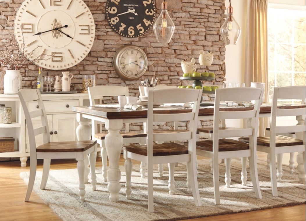 Modern Farmhouse Dining room table and 4 Chairs 