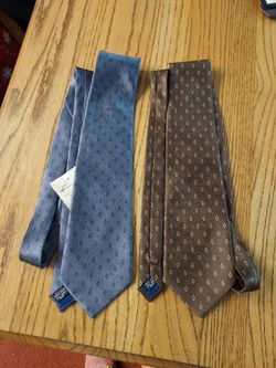 Vintage CARLOS  DEVENEZIA SILK TIES