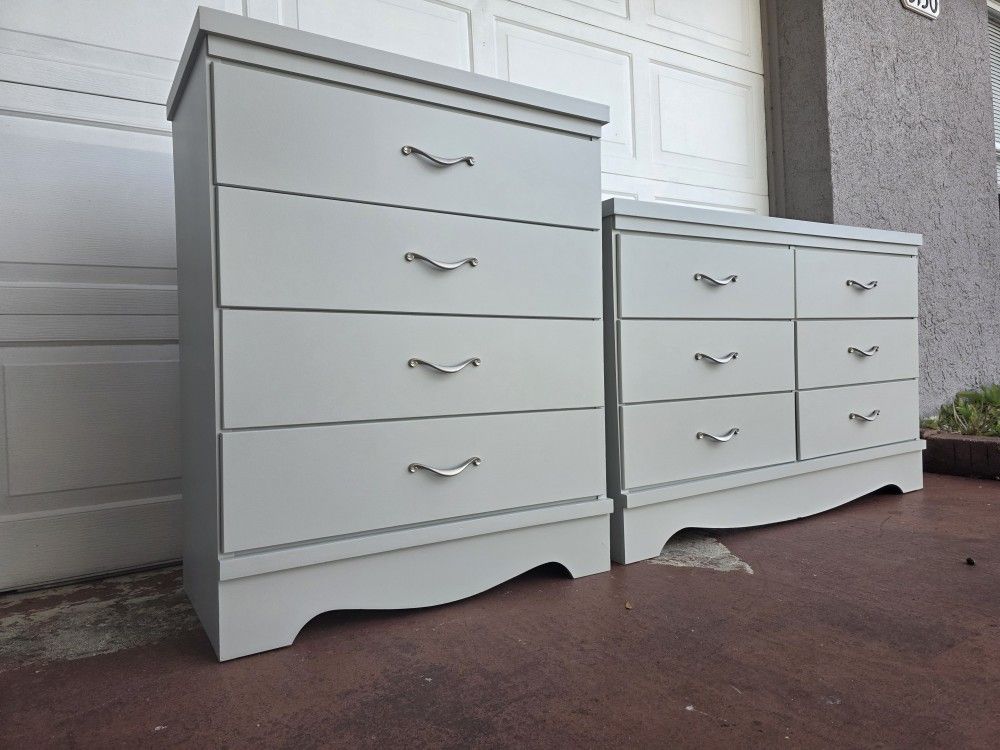 Set Of 2 Matching Dressers Freshly Refinished