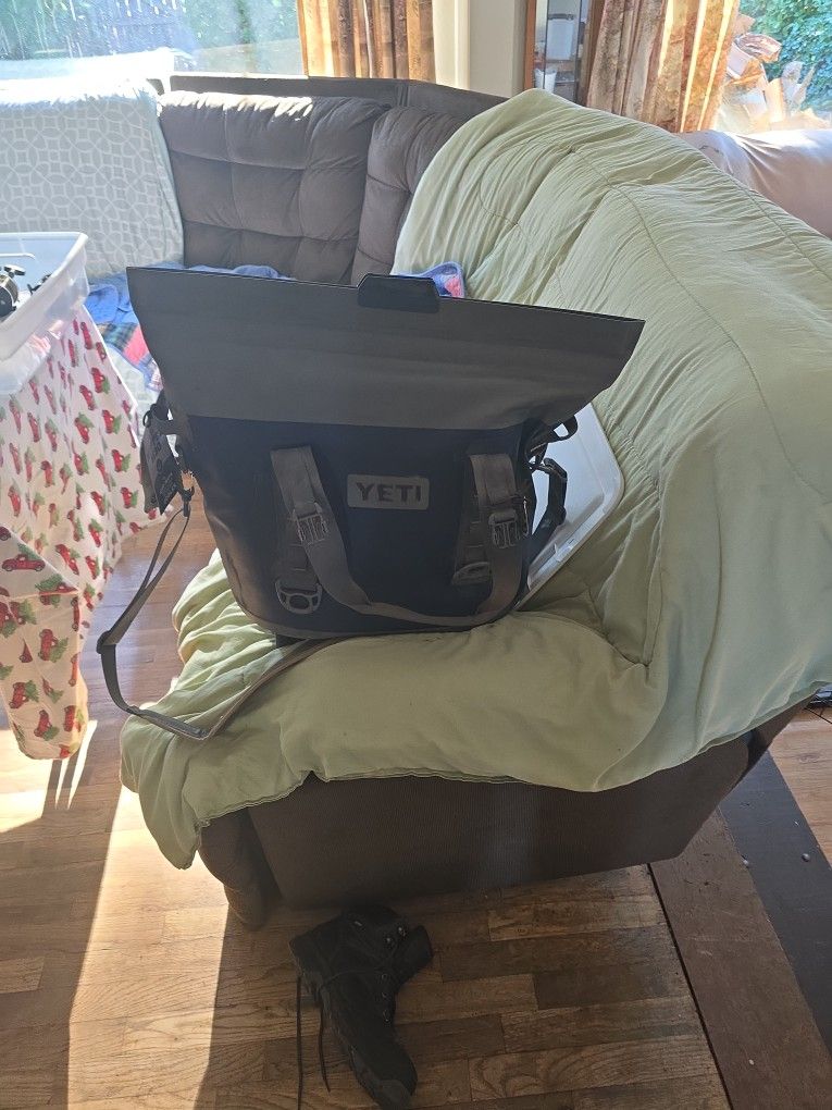 Yeti Day Cooler