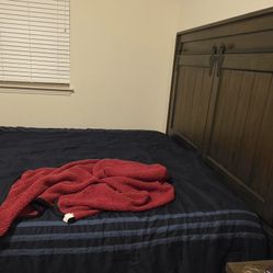 King Bed w/ Adjustable Base + Headboard & Bench