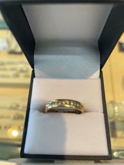 Gold band