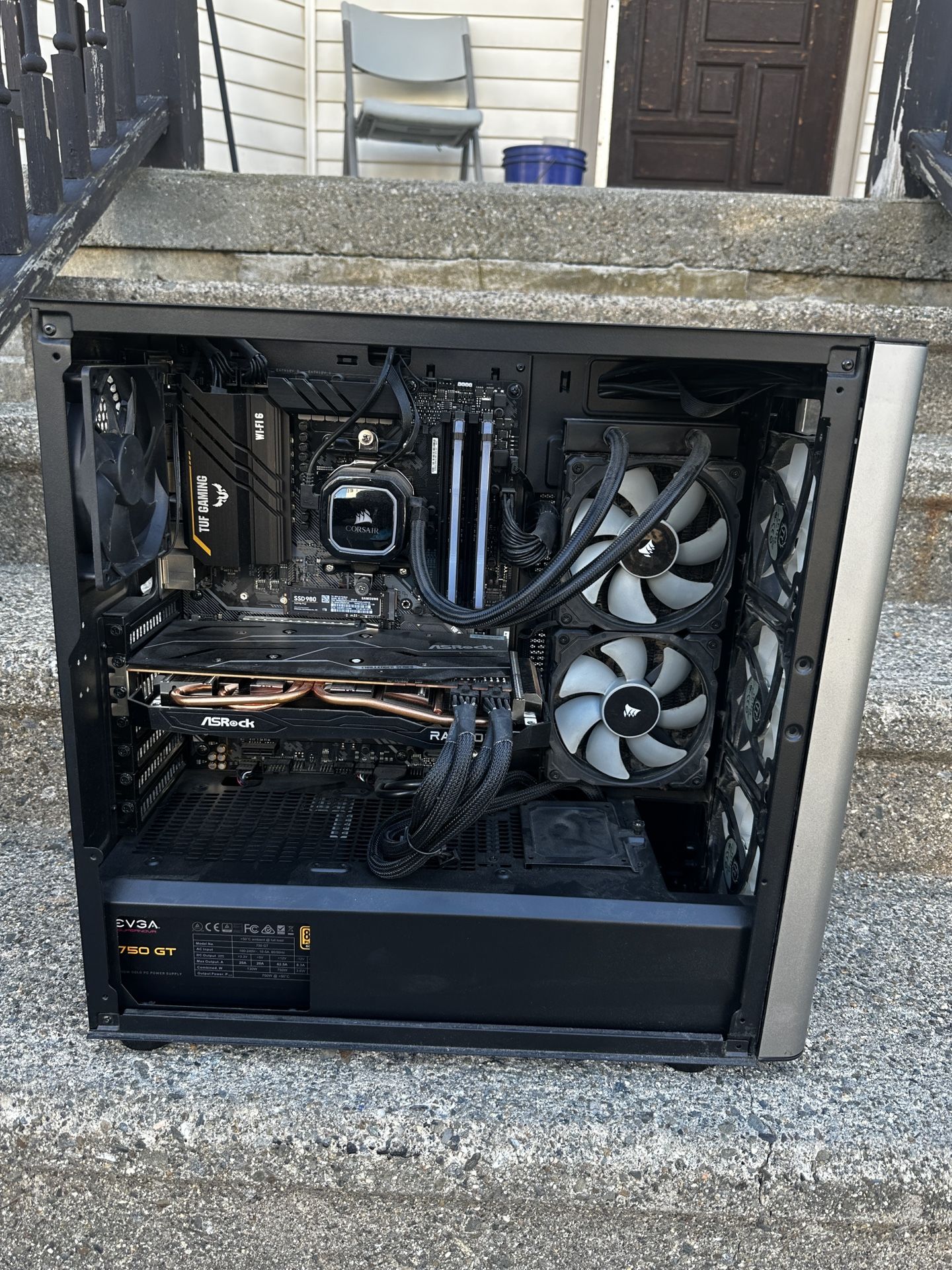 Gaming PC – RX 6700 XT / Ryzen 5 / 32GB / 2TB SSD – Great Performance