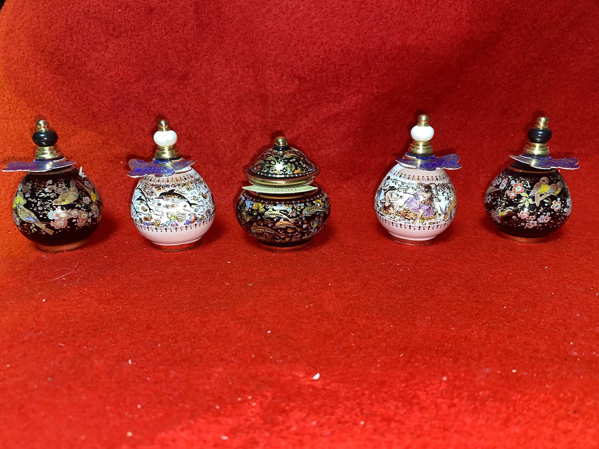 Vintage 2.5 Inch Set of 5 4 Oil/Perfume & 1 Cream 24k gold Ceramic Vase Collectibles (Read Description) (2 sets available)