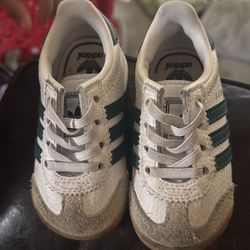 Adidas Samoa Toddler Size 4 