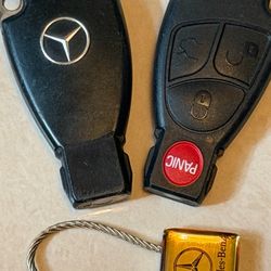 Mercedes Benz keys