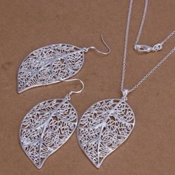 925 Sterling Silver Pretty Leaves Set