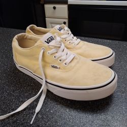 Vans. Men's Size. 7.  Women's. 8.5