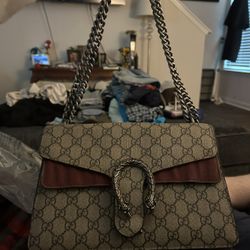 Vintage Gucci purse 