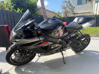 Suzuki GSX-R Sport Motorcycle