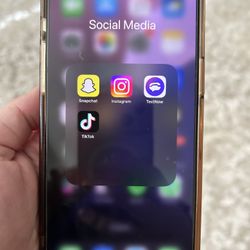 iPhone 15 Pro max w/ TikTok App