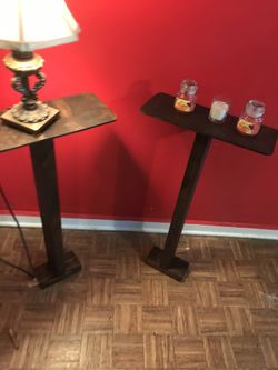 Bedside honey stained accent table ....(set for $35)