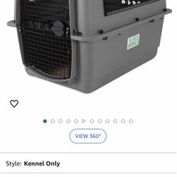Dog kennel like-new