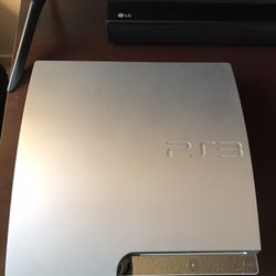 PS3 SILVER EDITION Almost New 